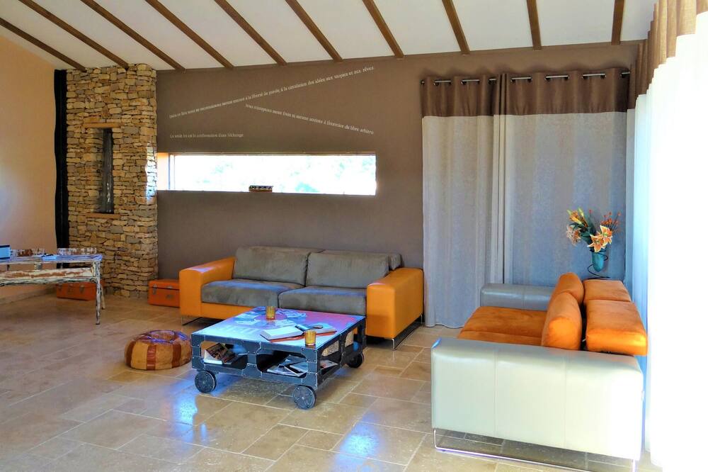 Photo of Bedroom in Larnas
