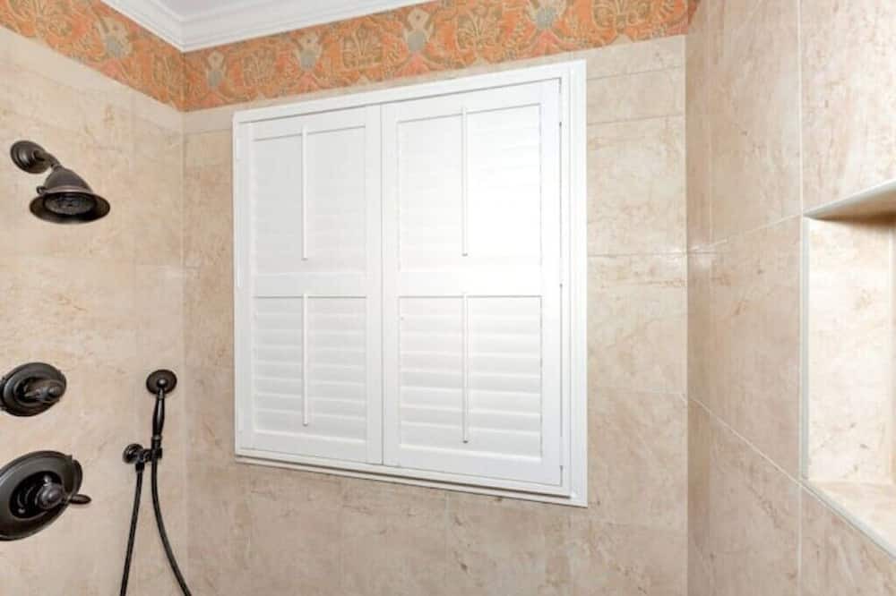 Photo of Bathroom in Brownsboro