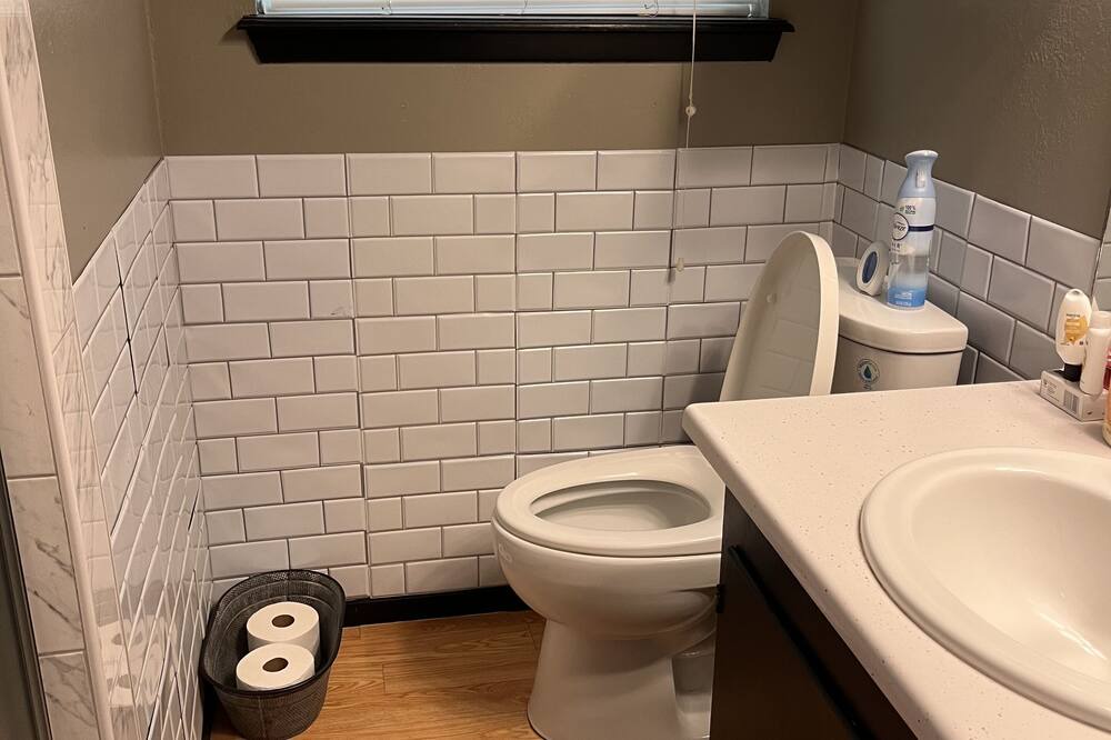 Photo of Bathroom in Robert Lee
