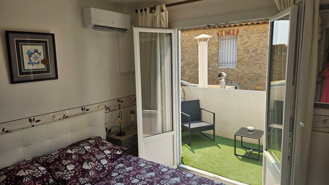 Photo of Patio Balcony in Lezignan-Corbieres