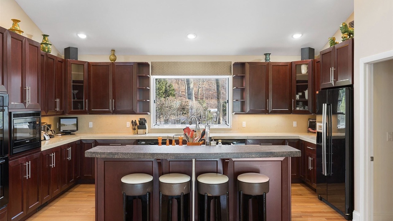 Photo of Kitchen in Baiting Hollow