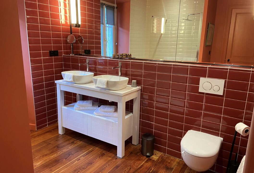 Photo of Bathroom in La Chapelle-du-Bard