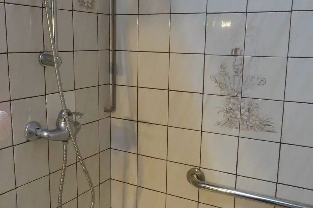 Photo of Bathroom in Bulligny
