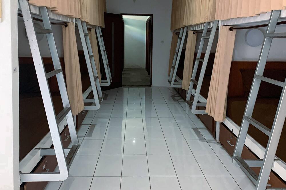Photo of Bedroom in Raya Kuta