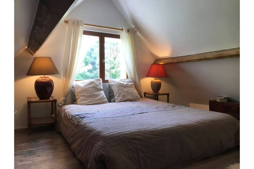 Photo of Bedroom in Saint-Vigor