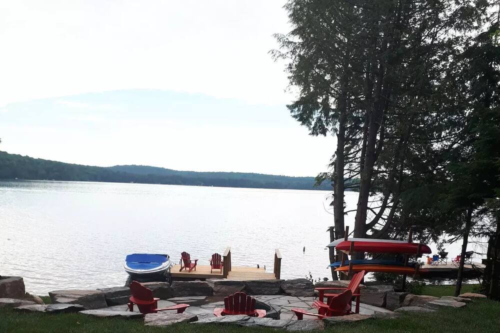 Photo of Outdoor in Algonquin Highlands