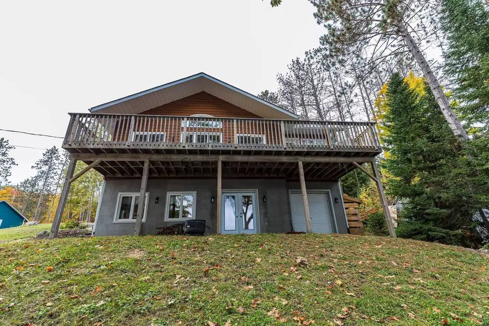 Photo of Outdoor in Algonquin Highlands