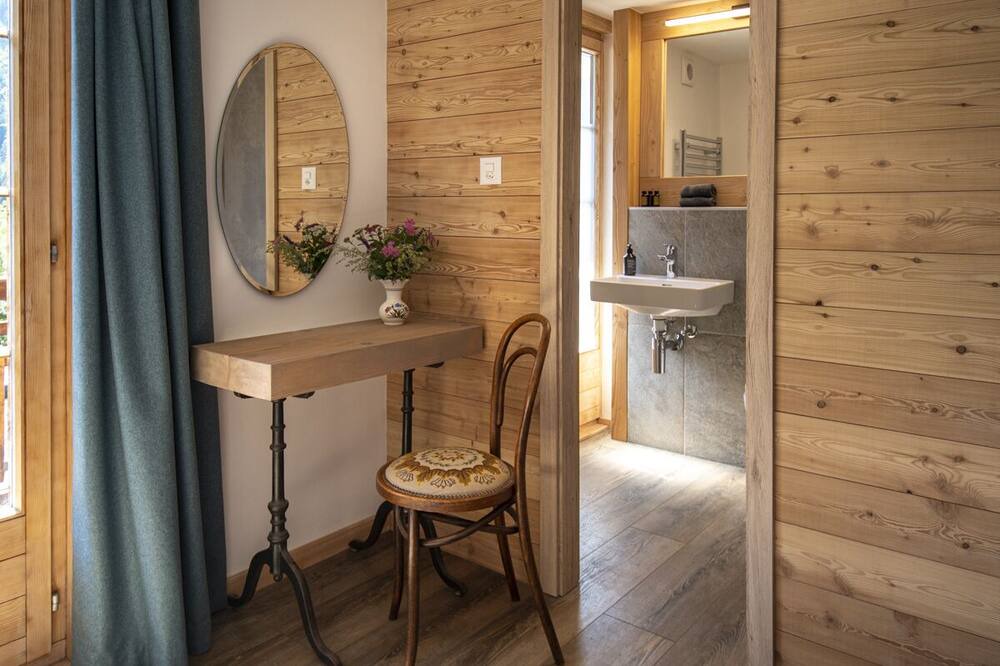 Photo of Bedroom in Ayer
