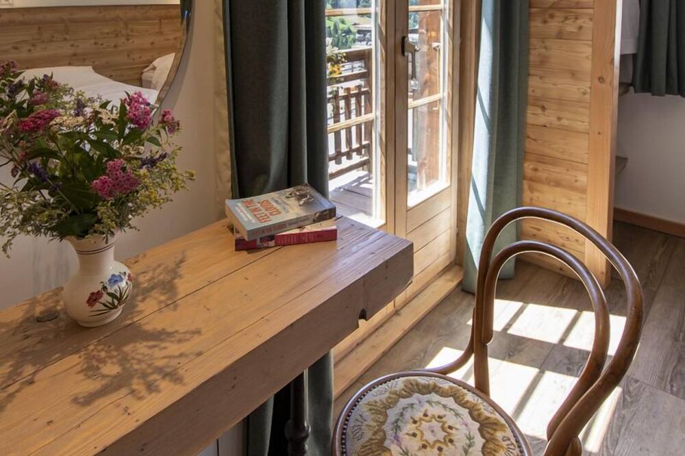 Photo of Bedroom in Ayer