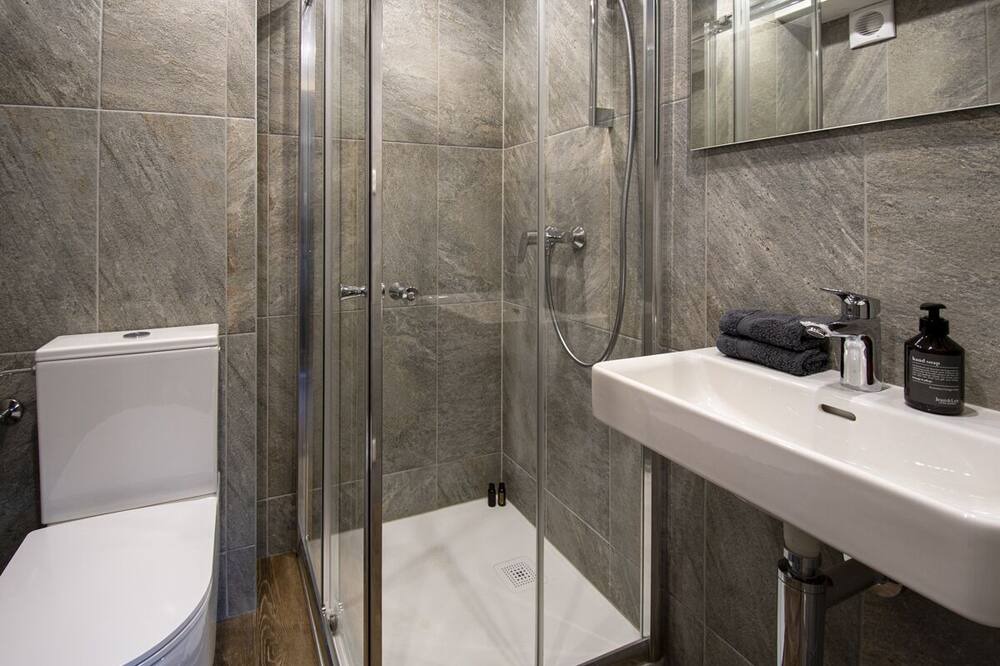 Photo of Bathroom in Ayer