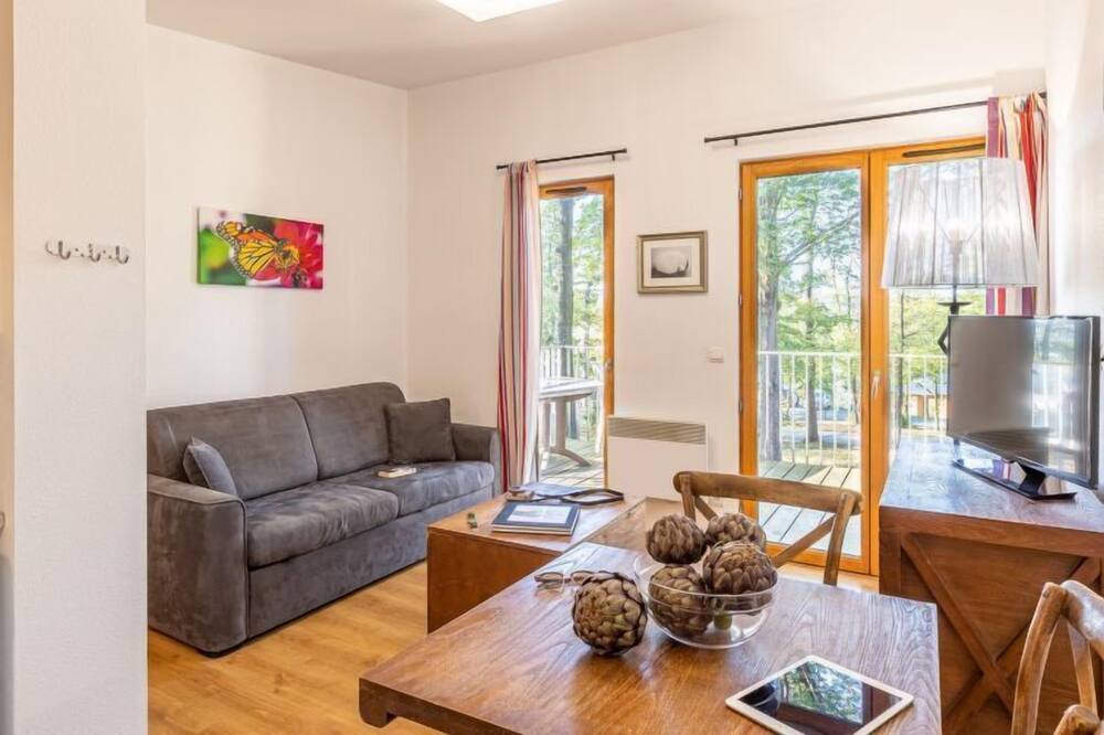 Photo of Livingroom in Eppe-Sauvage