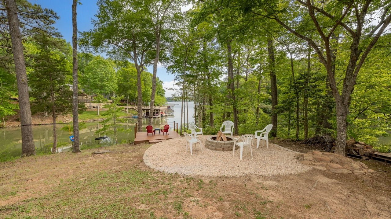 Photo of Outdoor in Bracey