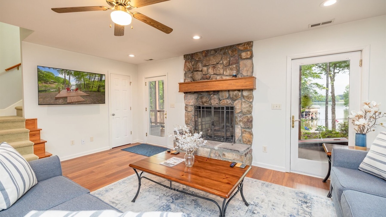 Photo of Livingroom in Bracey