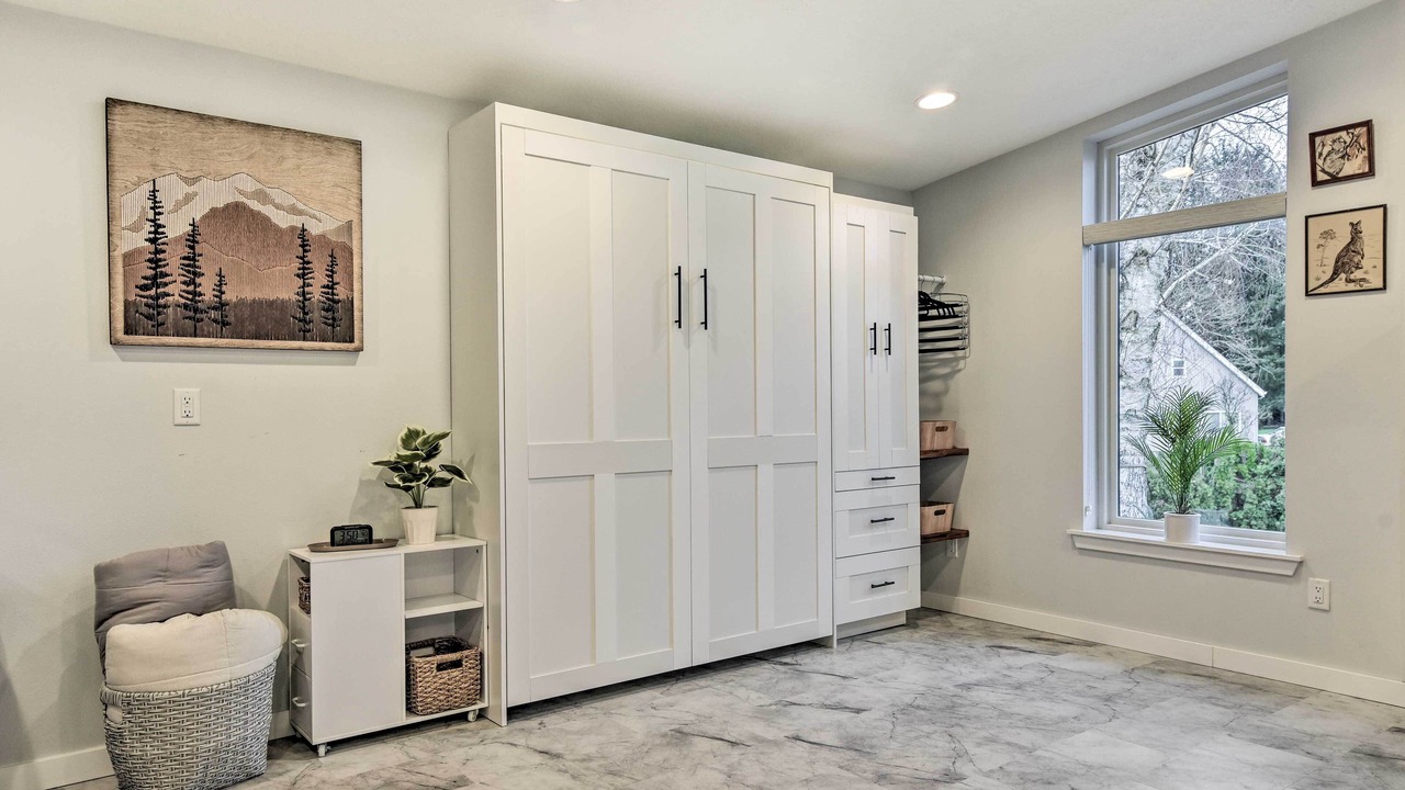 Photo of Others in Aurora