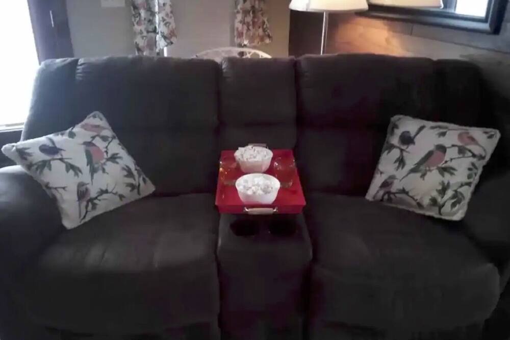 Photo of Livingroom in Trenton