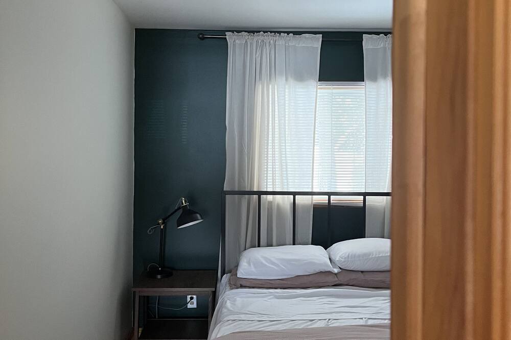 Photo of Bedroom in Saint-Emile-de-Suffolk