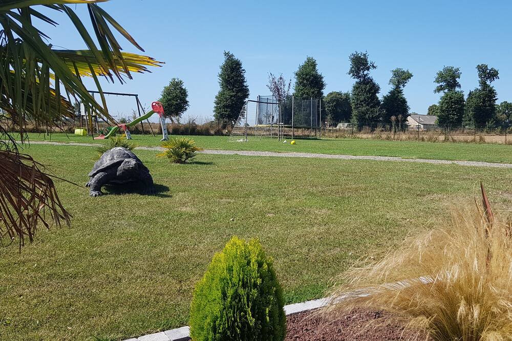 Photo of Outdoor in Saint-Gilles