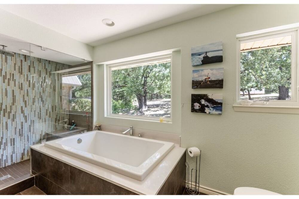 Photo of Bathroom in Gordonville