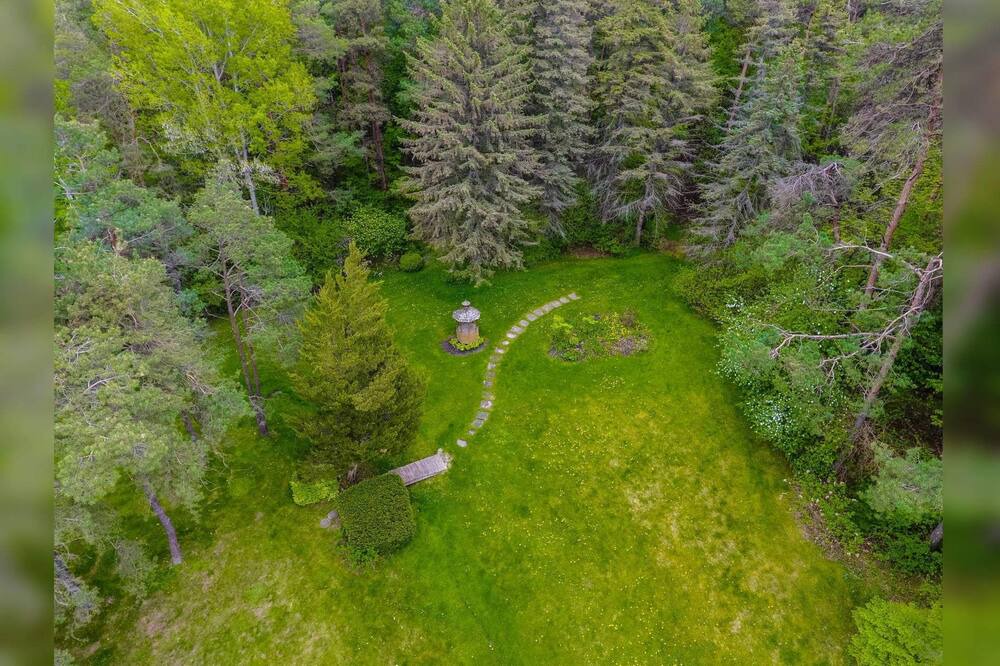 Photo of Outdoor in Caledon