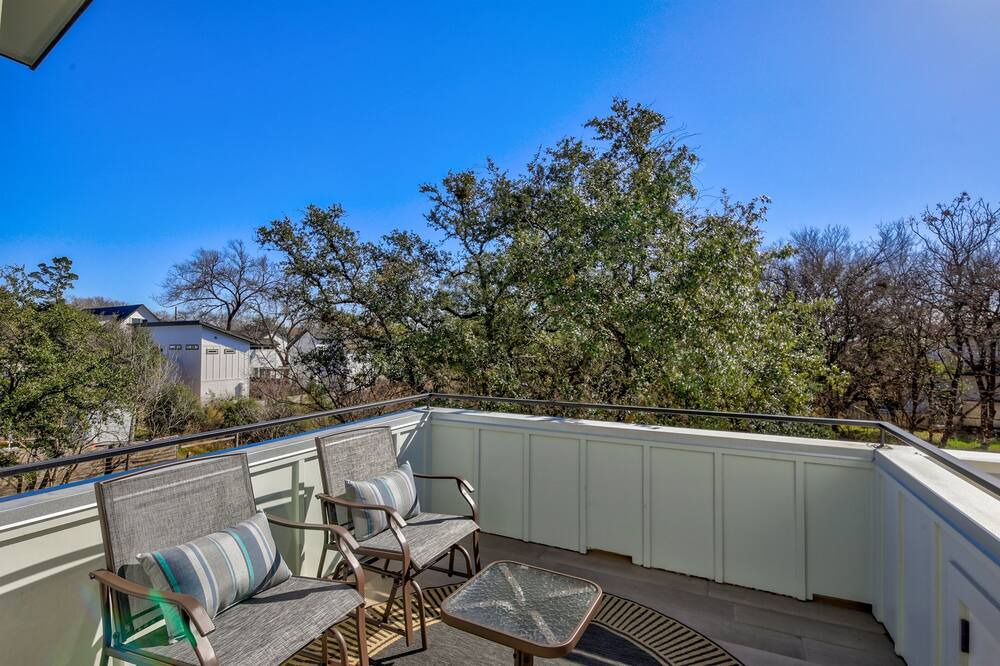 Photo of Patio Balcony in Rosewood