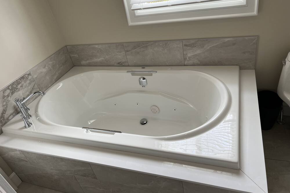 Photo of Bathroom in Bobcaygeon