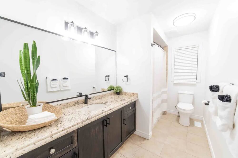 Photo of Bathroom in Hamilton