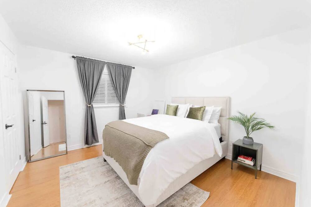 Photo of Bedroom in Hamilton
