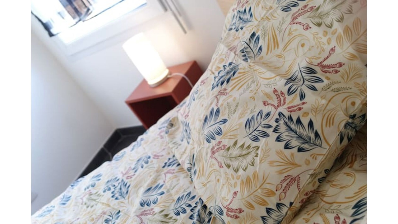 Photo of Others in Gap