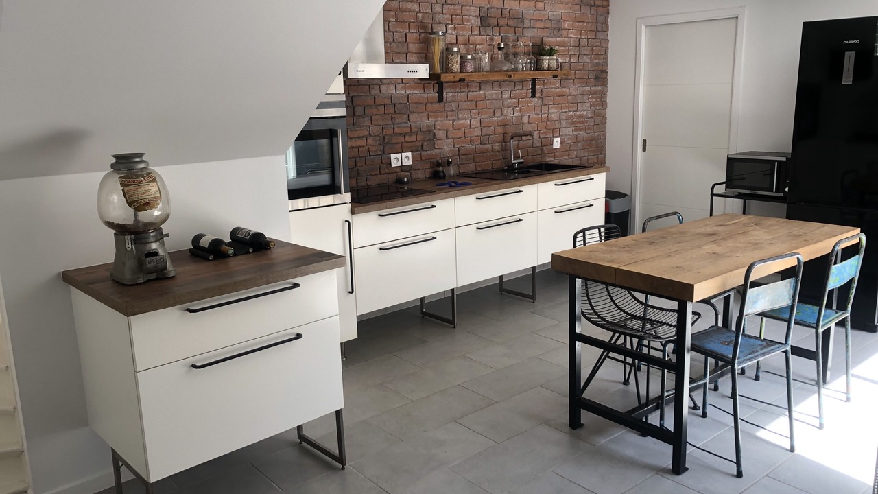 Photo of Kitchen in Neuville-sous-Montreuil