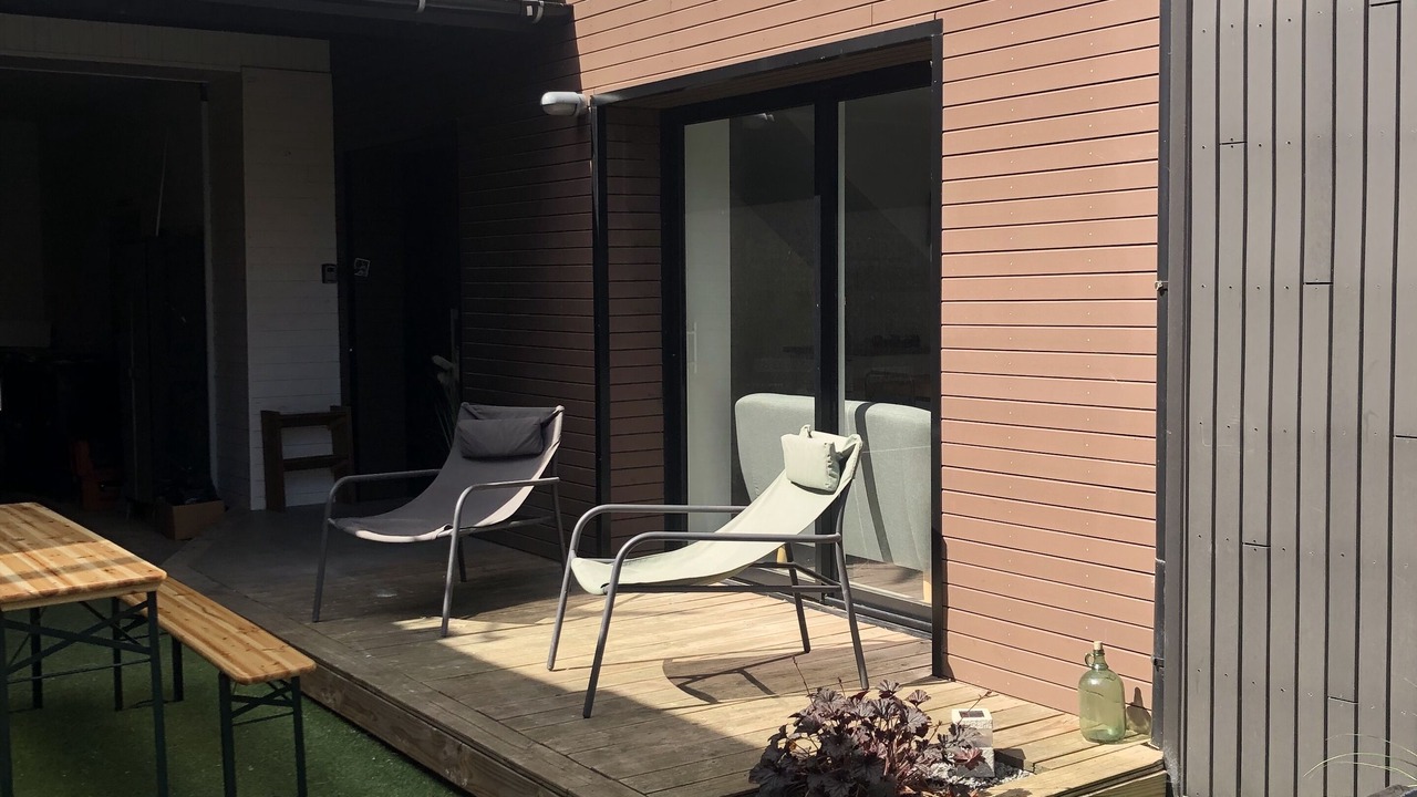 Photo of Patio Balcony in Neuville-sous-Montreuil