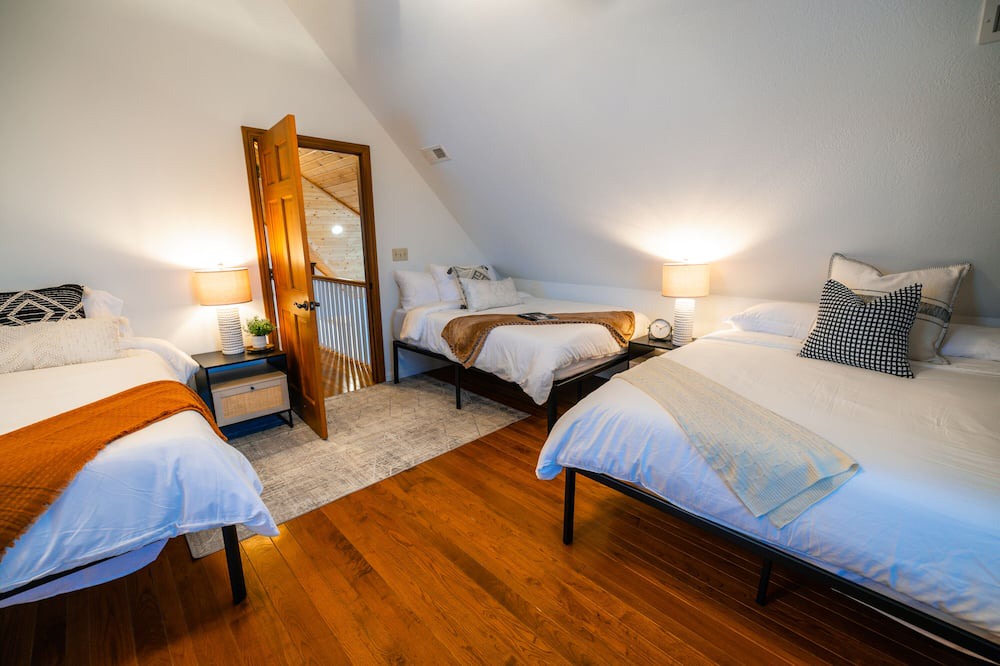 Photo of Bedroom in Mountain Base