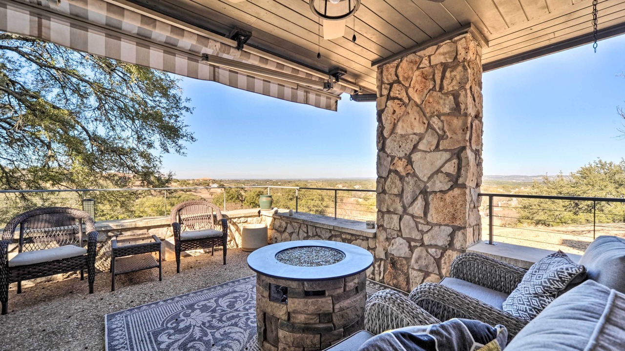 Photo of Patio Balcony in Barton Creek Lakeside