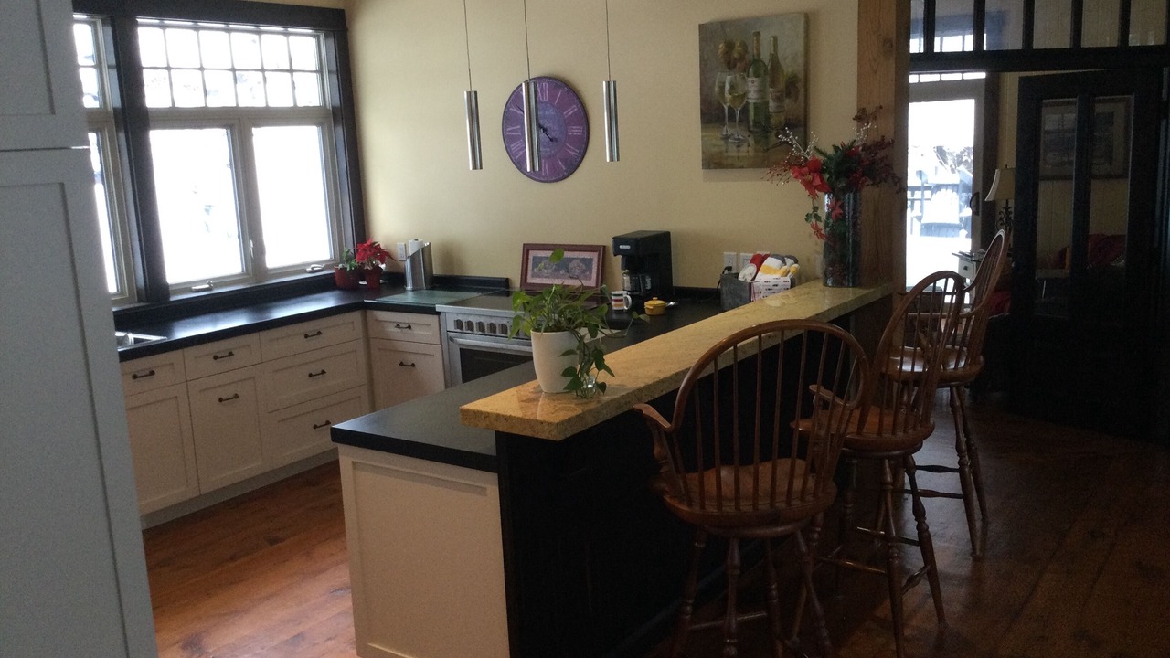 Photo of Kitchen in Muskoka Lakes