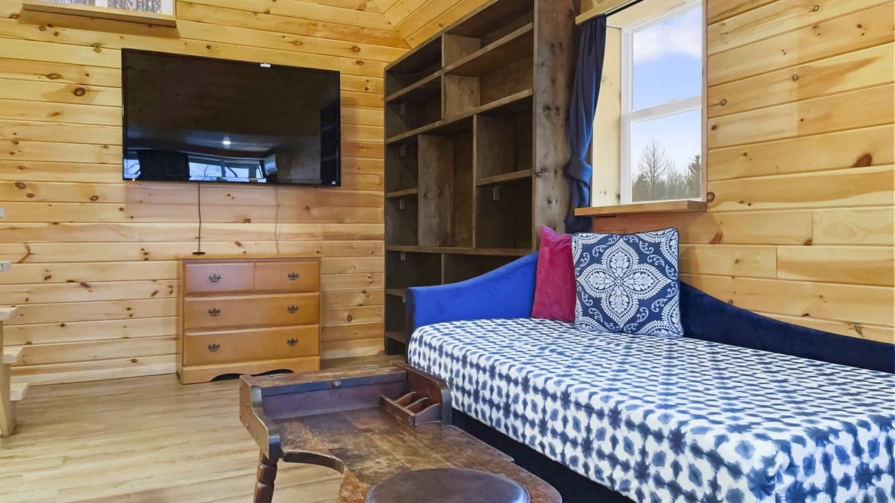 Photo of Bedroom in Rumney