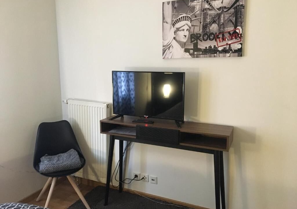 Photo of Bedroom in Asnieres-sur-Seine