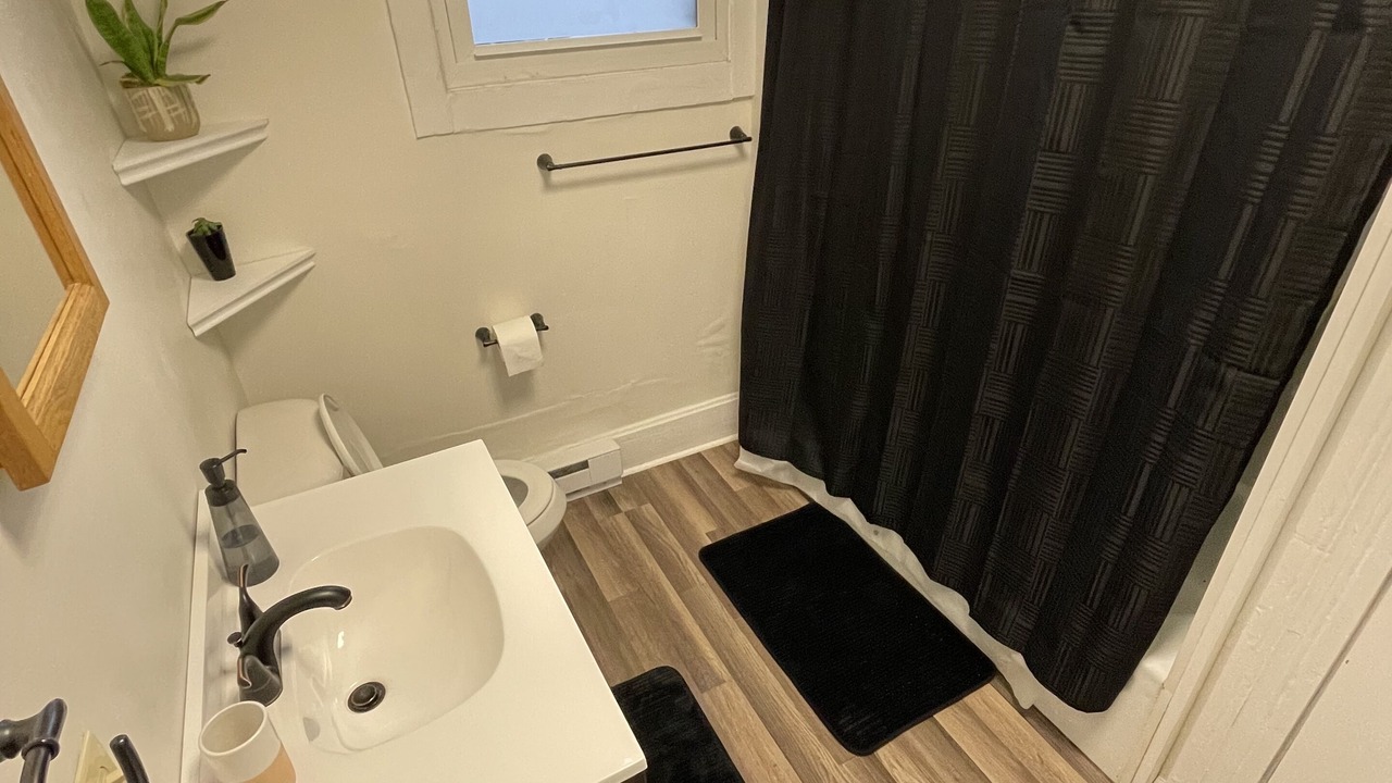 Photo of Bathroom in Huntington