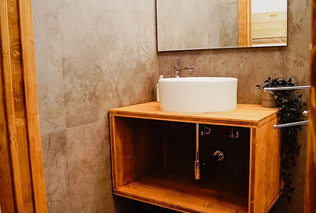 Photo of Bathroom in Naves