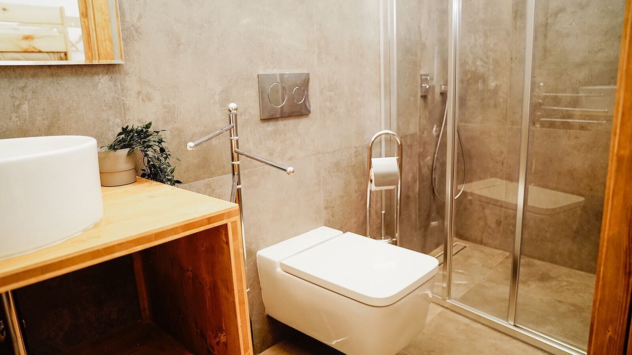 Photo of Bathroom in Naves