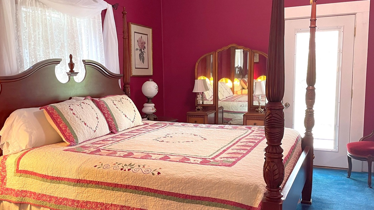 Photo of Bedroom in Sautee Nacoochee