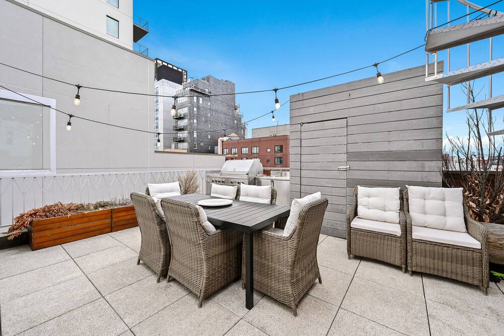 Photo of Outdoor in Bowery
