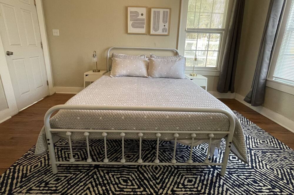 Photo of Bedroom in Alta Vista