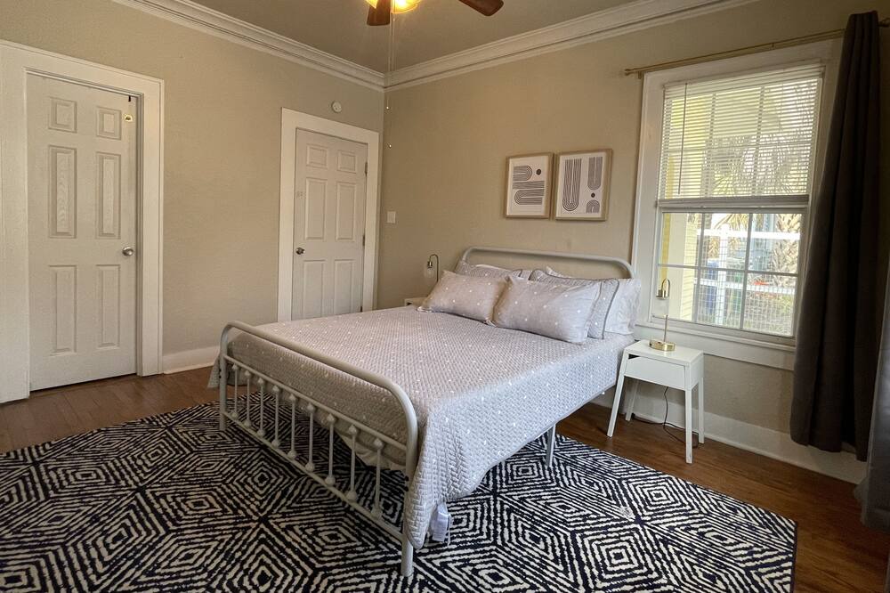 Photo of Bedroom in Alta Vista