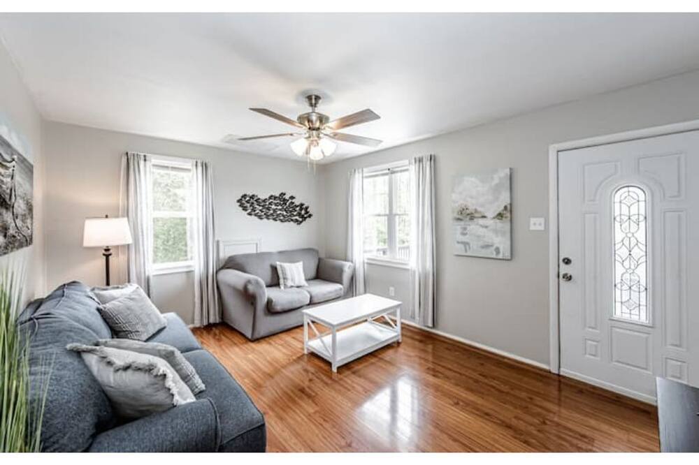 Photo of Livingroom in Midlothian