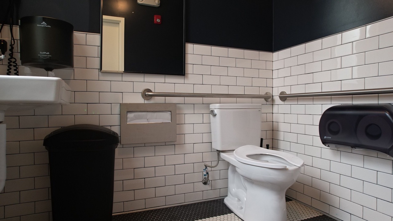 Photo of Others in Lower Pacific Heights