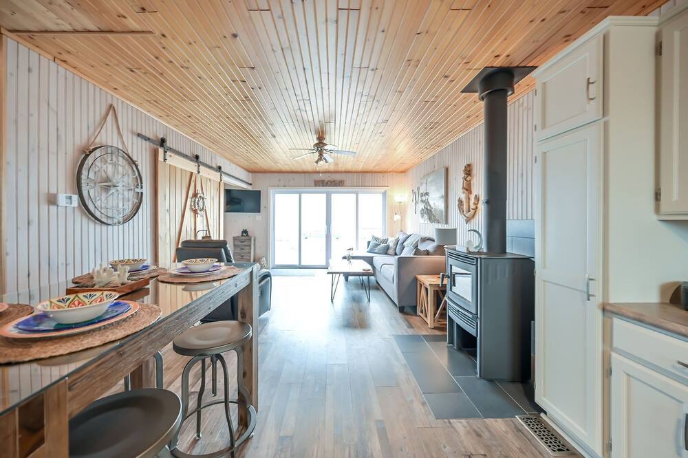 Photo of Kitchen in Long Point