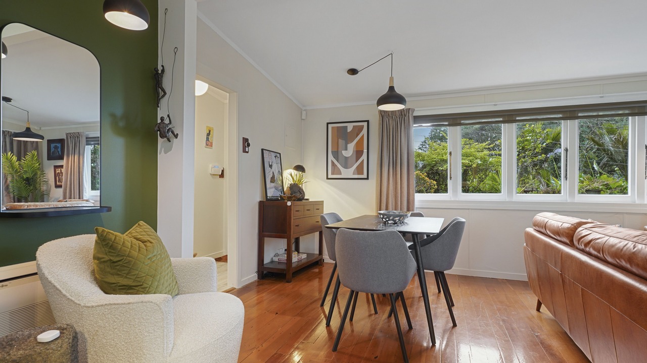 Photo of Bedroom in Titirangi