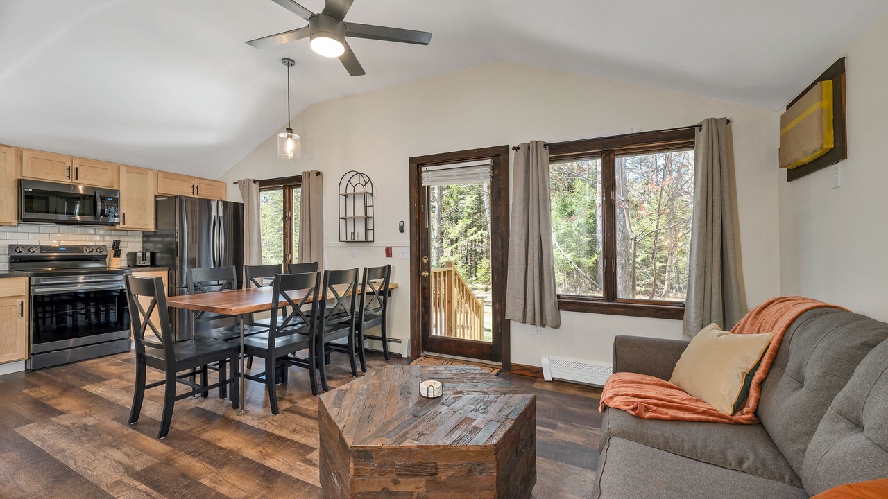 Photo of Others in Bartlett