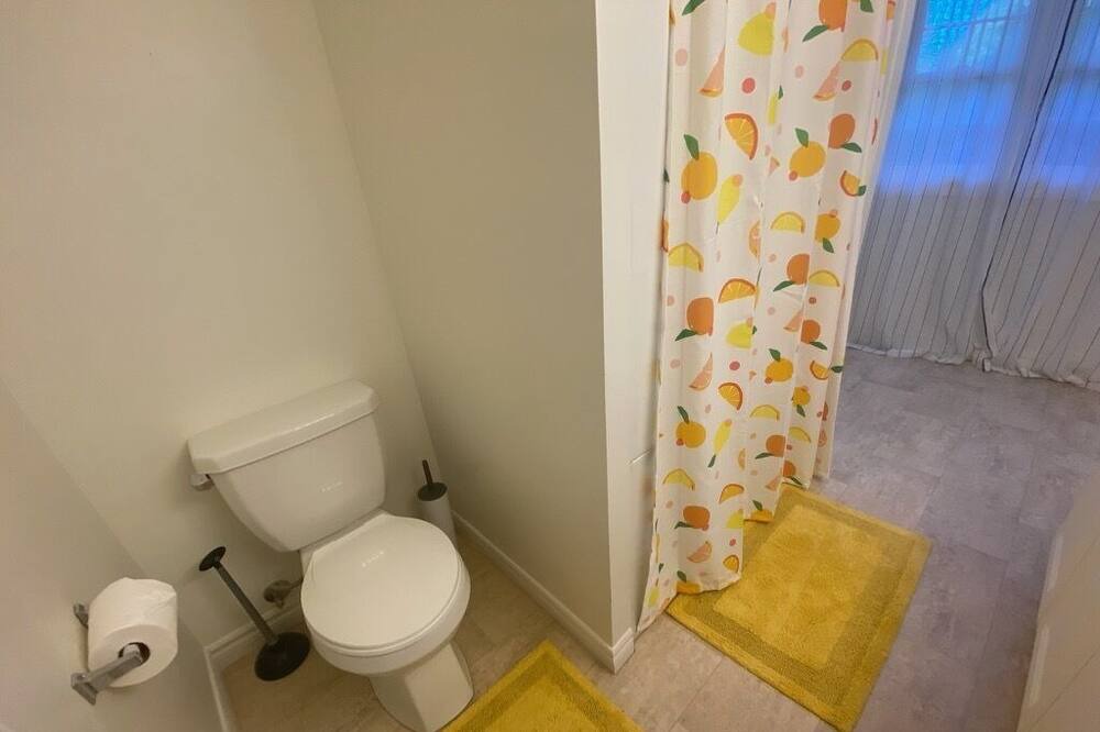 Photo of Bathroom in Kincardine