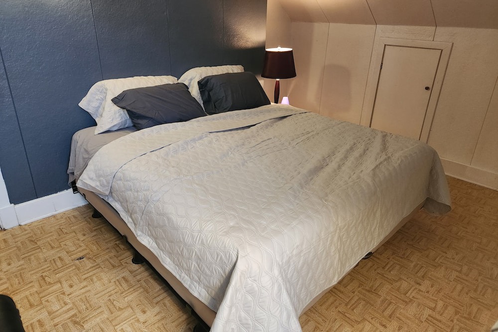 Photo of Bedroom in Portneuf