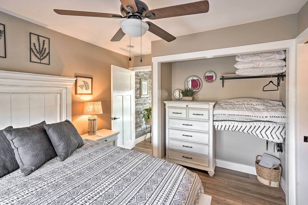Photo of Bedroom in Saugerties